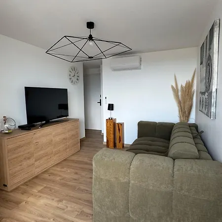 Vue Montagne Et 4 Couchages *